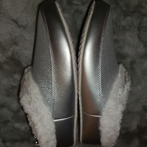 Sorel Slippers - Picture 6 of 12